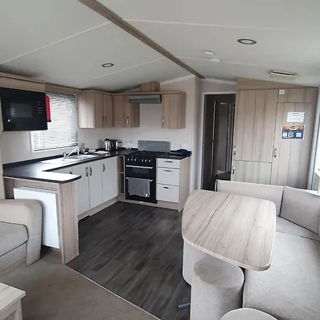 Flamingo 2 Kirby Misperton